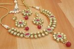http://www.sagunthalajewellers.com - logo Sagunthala Jewellers - logo